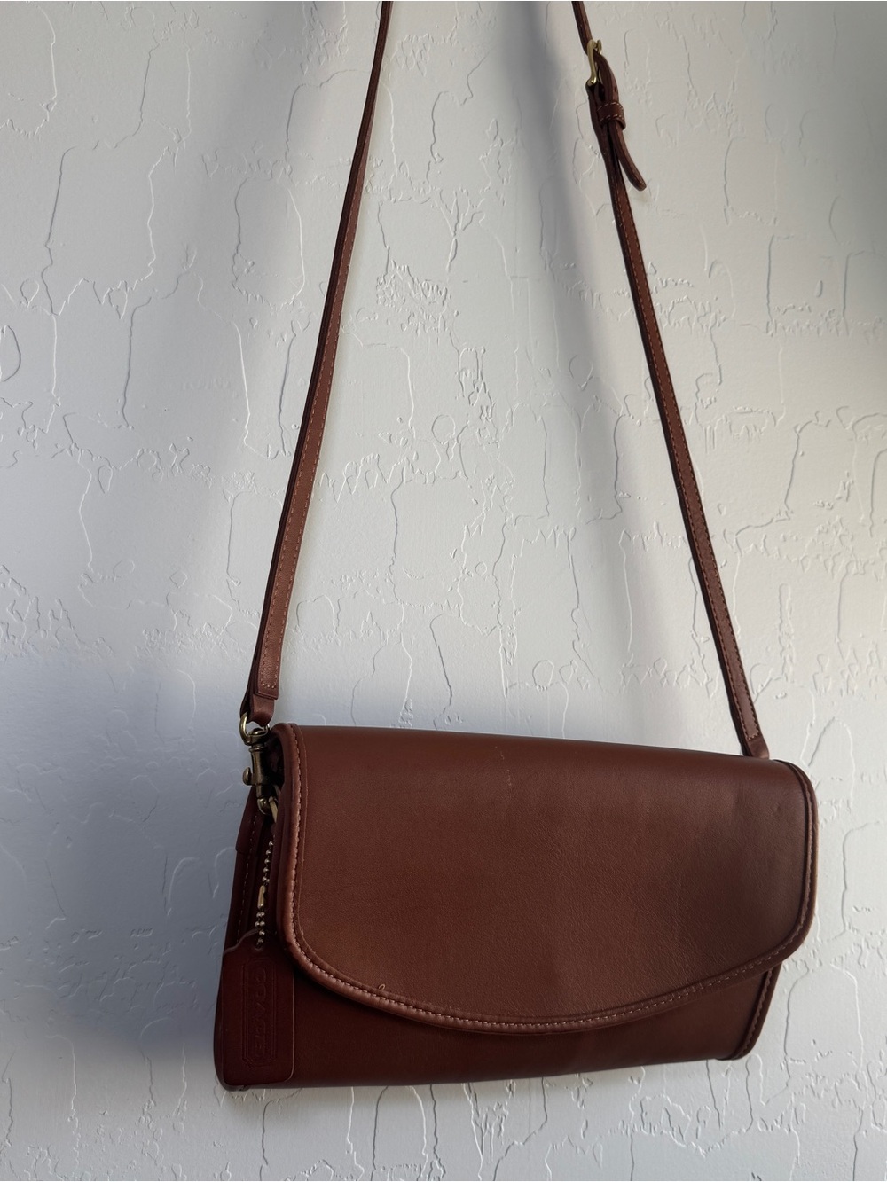 Vintage Coach Sterling Bag 9945 British Tan Brown Glove Tanned Leather Crossbody
